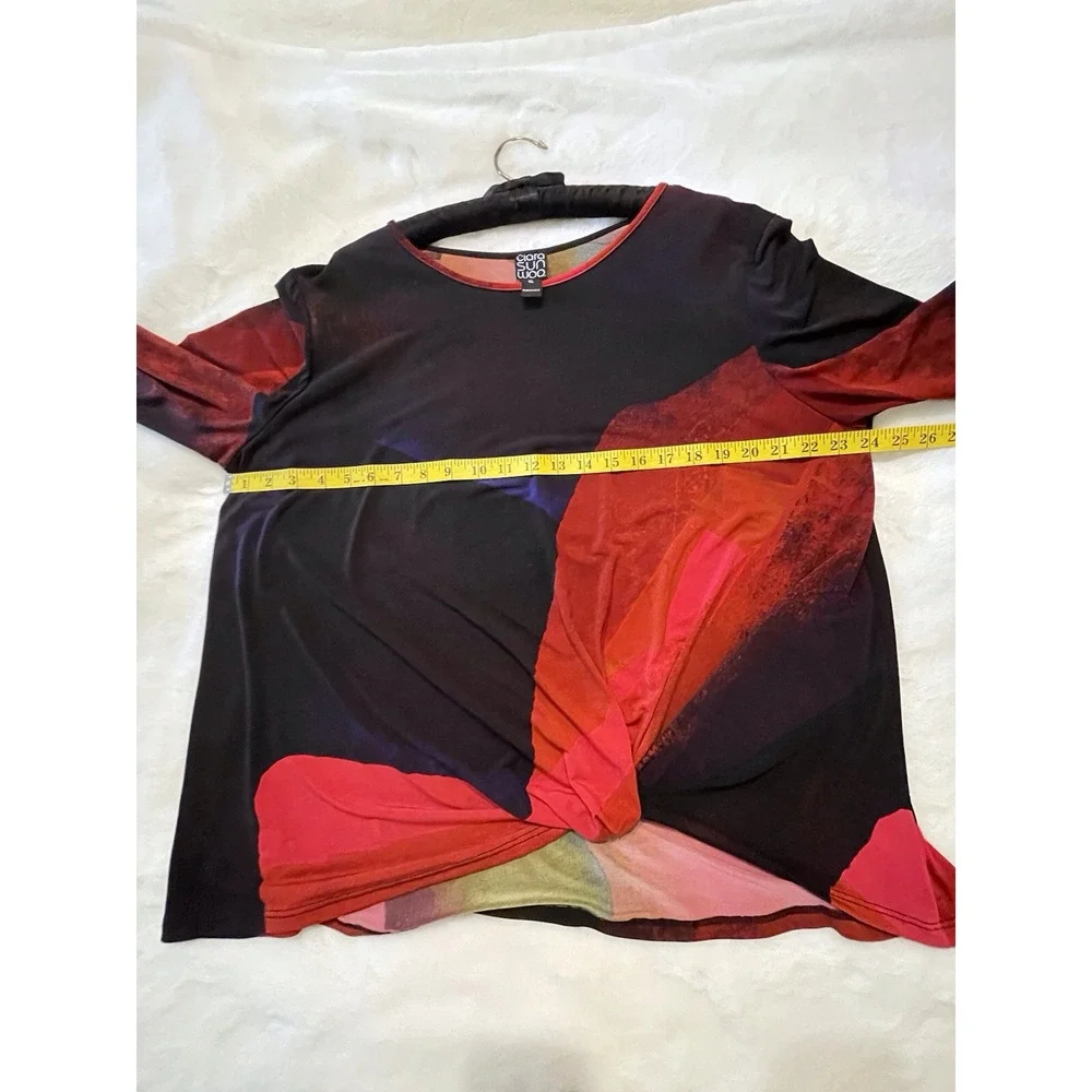 Clara Sunwoo Twist Front Abstract Top XL Black Red Bell Sleeve Made in USA - Picture 7 of 13